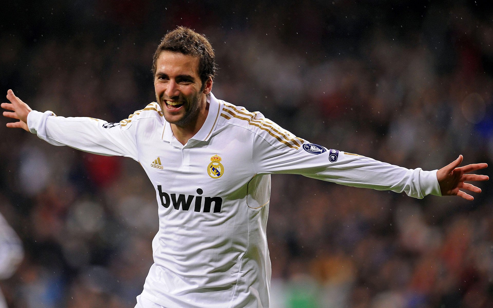 F1街道赛焦点战，上海队如何带走黄蜂的精密巢穴？