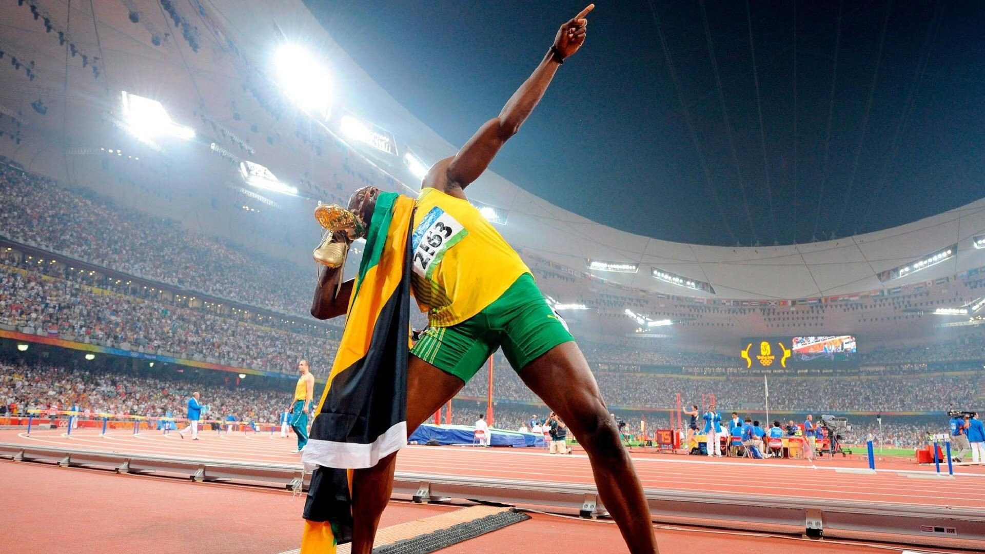 东契奇生涯之夜狂轰73分，步行者团队风暴掀翻快船巨舰