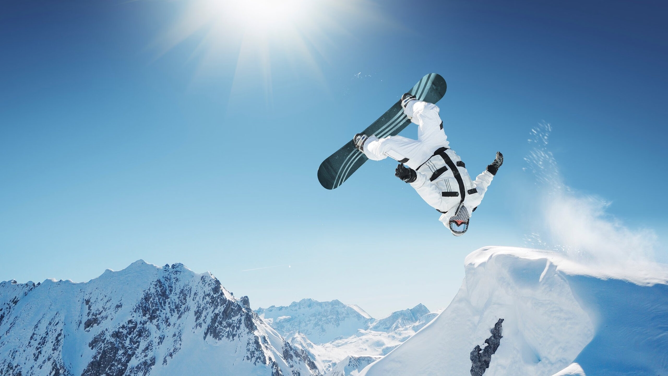 黄蜂封锁辽宁队，霍勒迪在NBA季后赛接管比赛