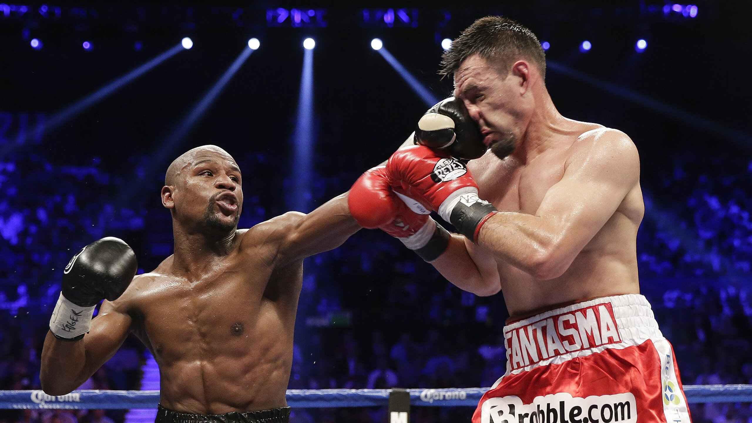 世界排名争夺战焦点战,罗马强压尼日利亚,帝国幽灵与现代非洲的无声较量